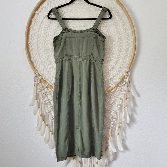 Khaki Green Apron/Jumper Dress by Avec Les Filles Revolve - Picture 3 of 6